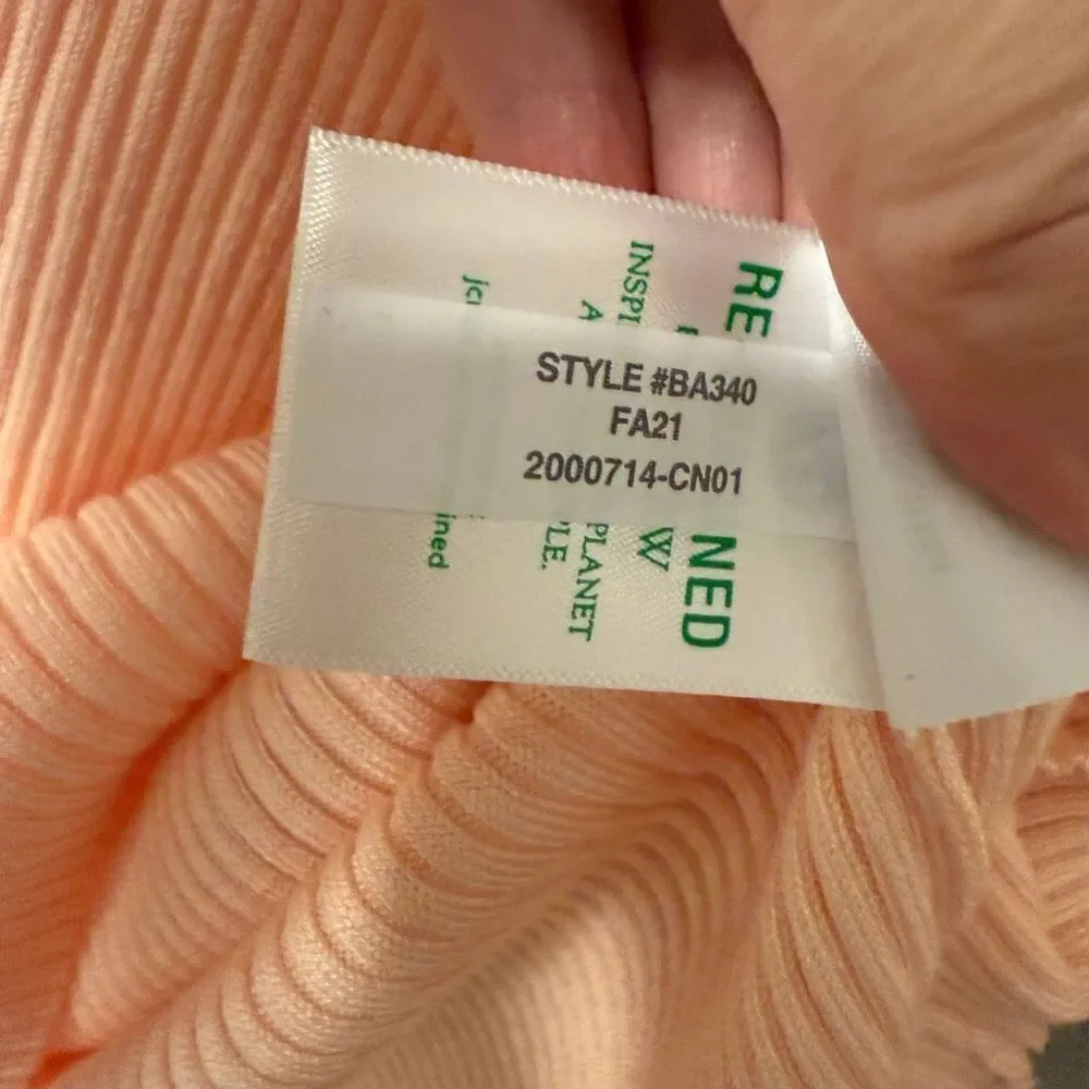 J.Crew women's short-sleeve ribbed sweater with a Scoop Neck Size Small
